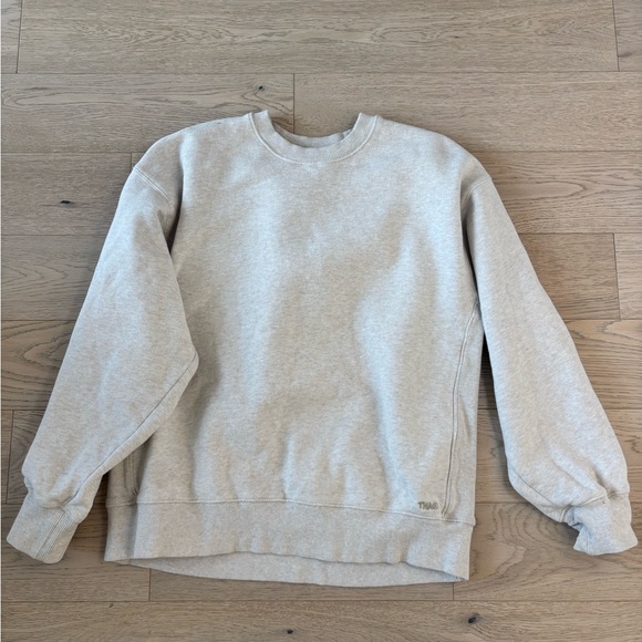 TNA Sweaters - TNA Light Gray Crewneck Sweater Boyfriend Fit Size Medium